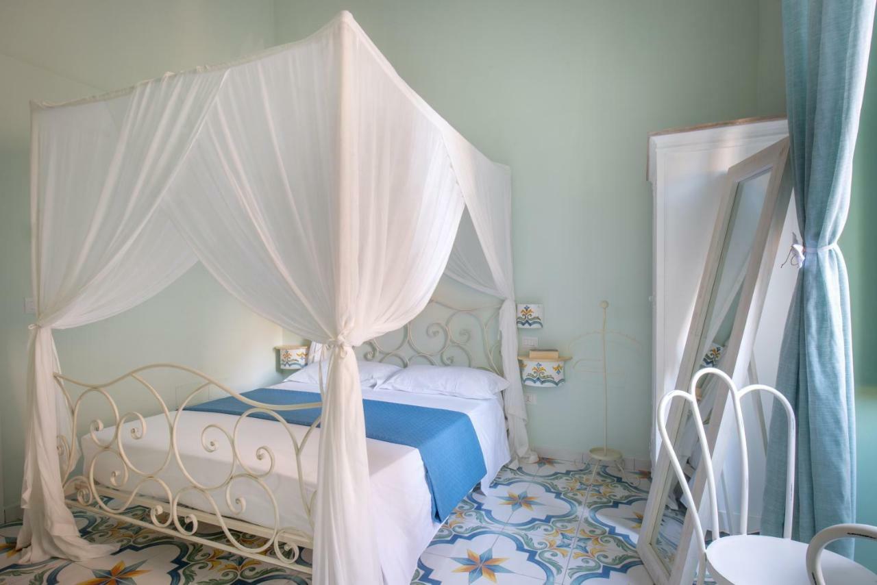 Regina Elena Bed & Breakfast 2*